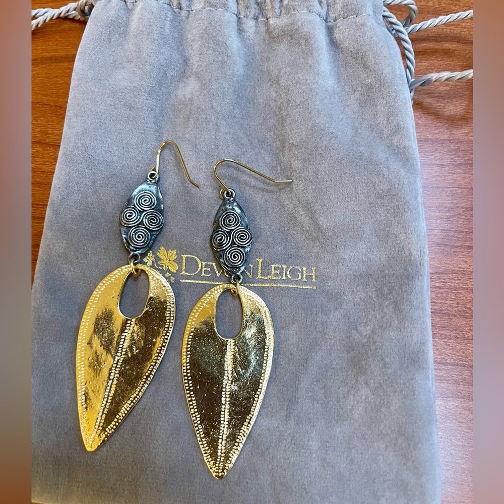 Devon Leigh 18K Gold Plated Antique Boho Leaf Earrings NEW